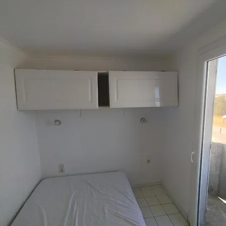 Apartamento T3 Avec Vue, A 300 M De La Des Gruissan